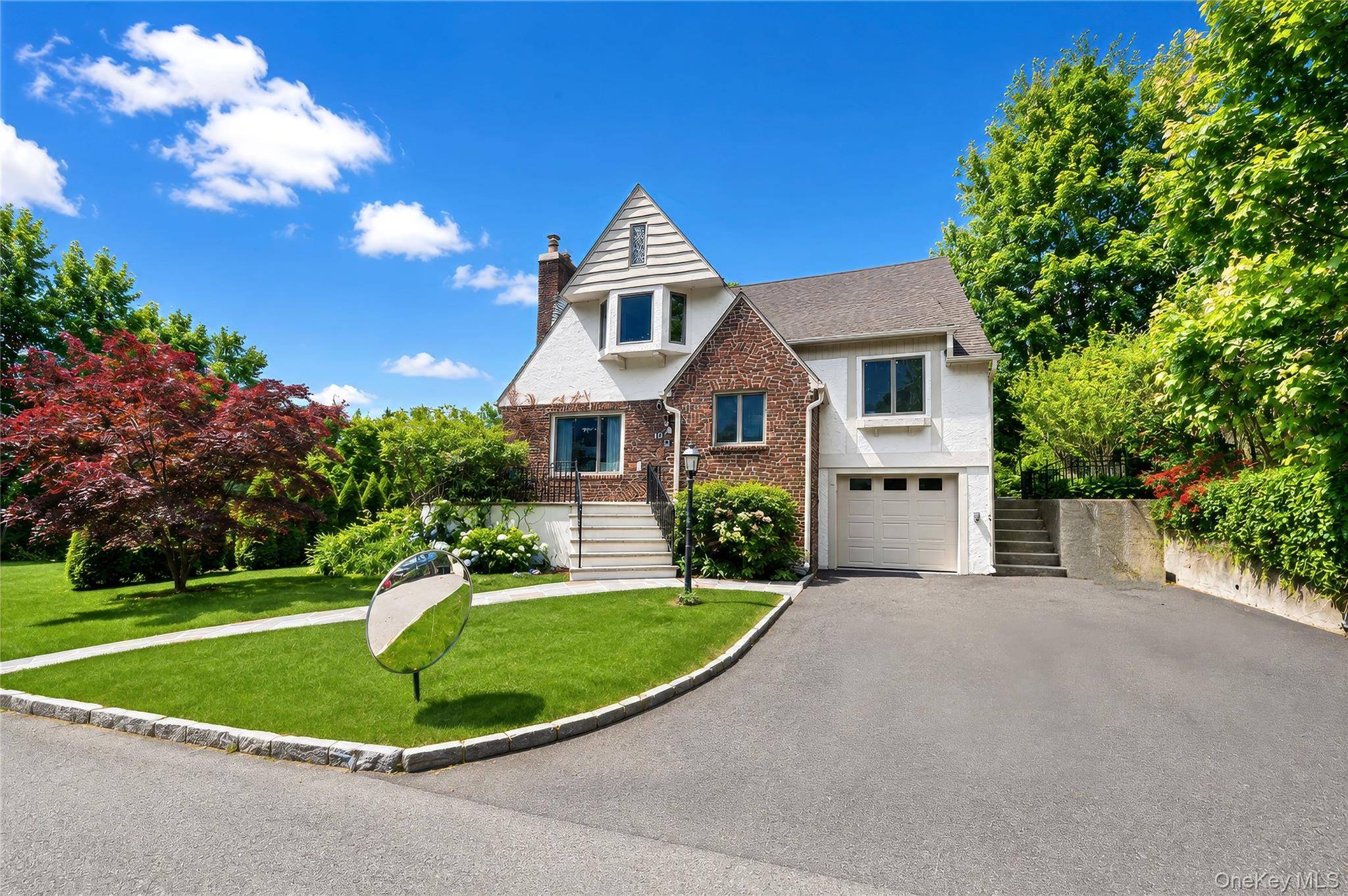 10 Cherry AVE, New Rochelle, NY 10801