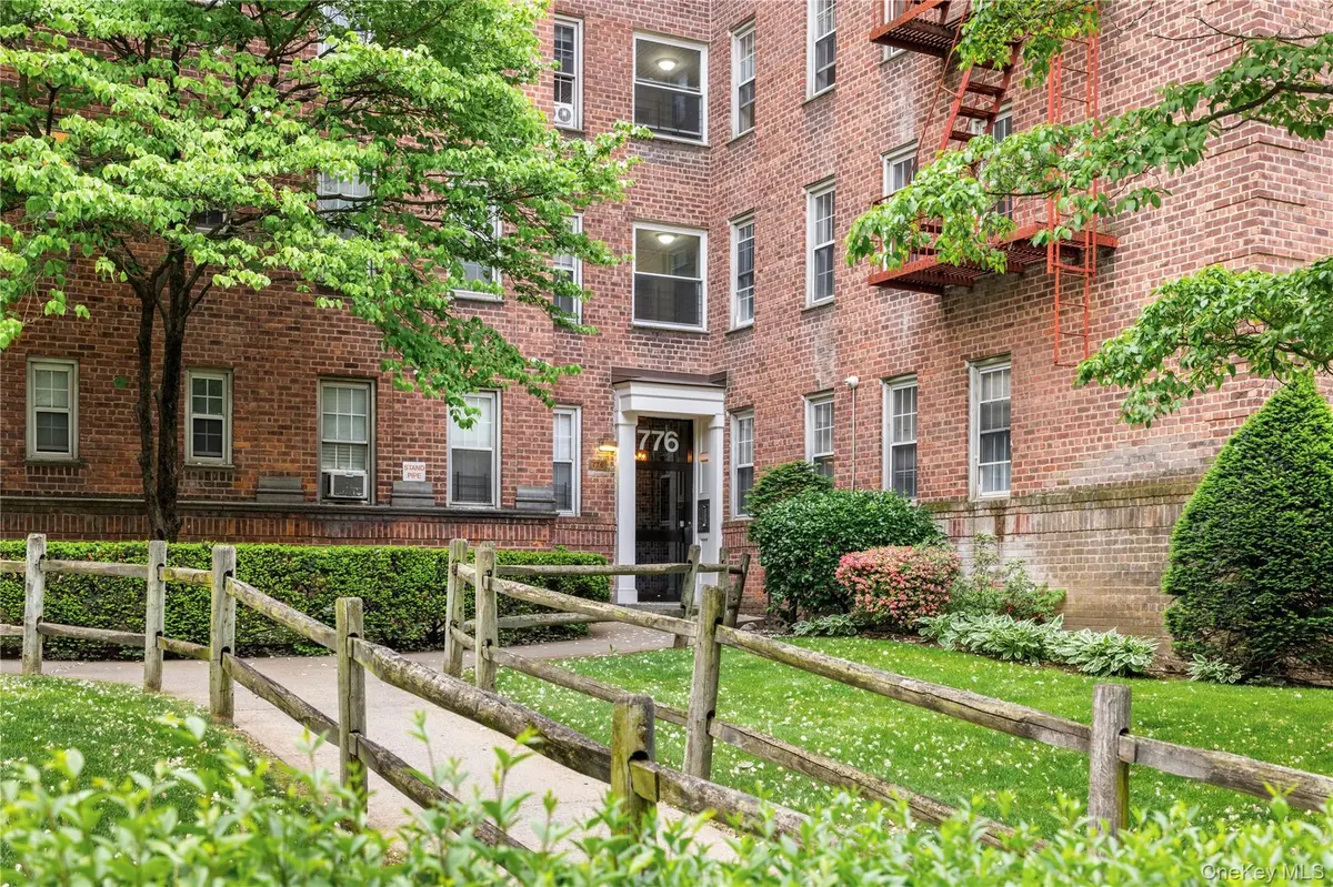 776 Bronx River RD #B41, Bronxville, NY 10708