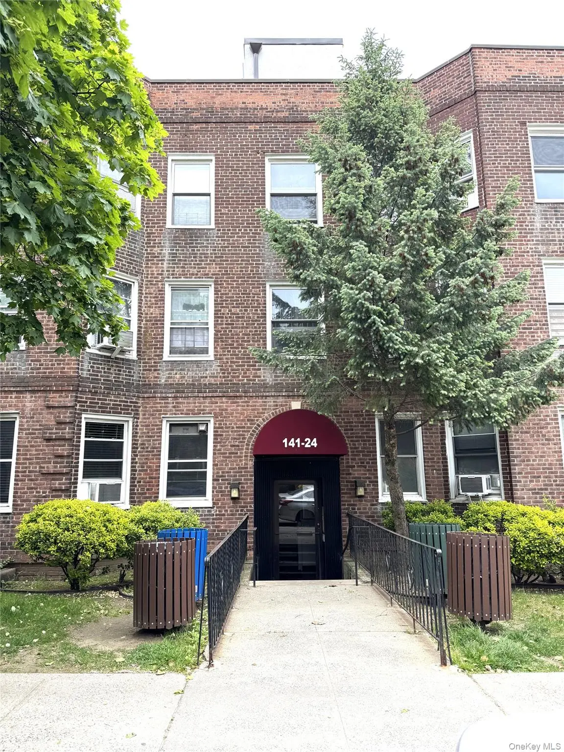 141-24 78th RD #3A, Kew Garden Hills, NY 11367