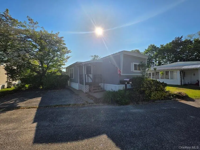 1964 River #57, Calverton, NY 11933