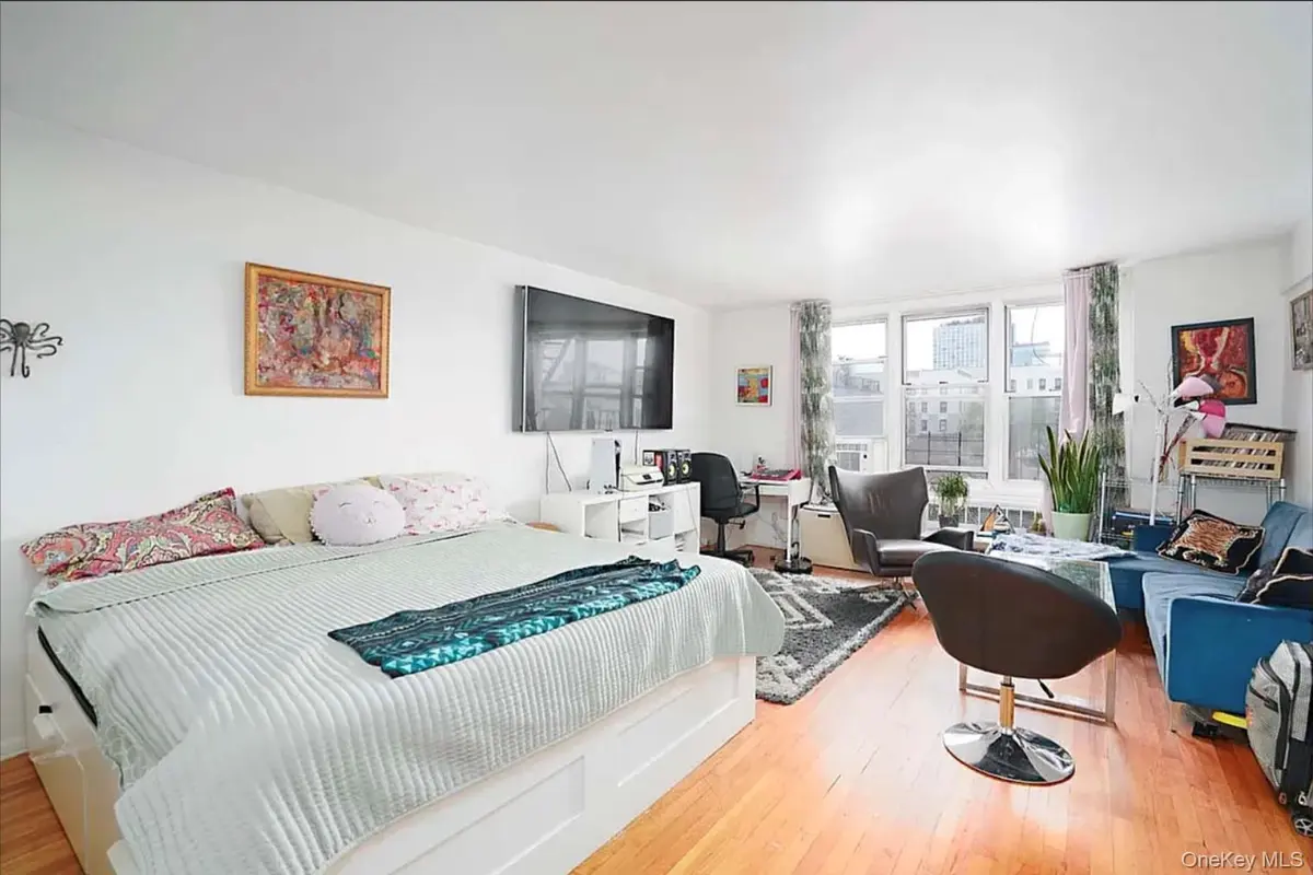 150 Hawthorne ST #5K, Brooklyn, NY 11225