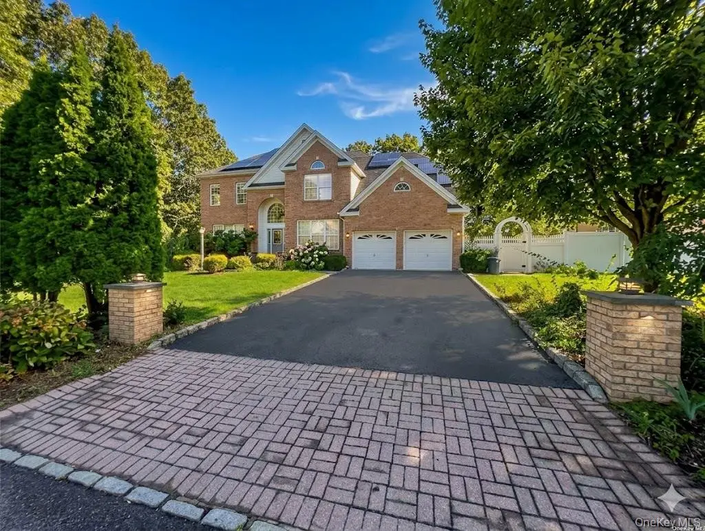 39 Independence WAY, Miller Place, NY 11764