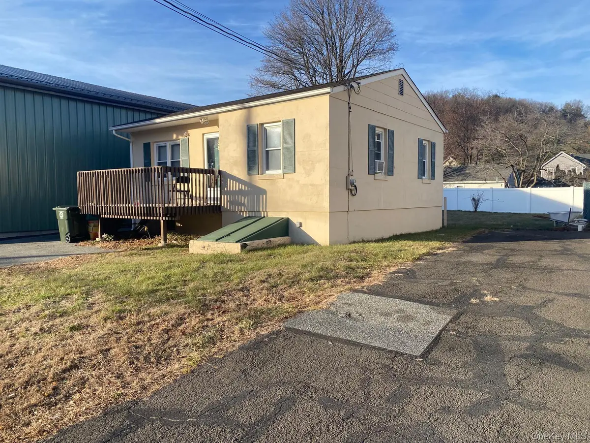 38 Fifth ST, Hillburn, NY 10931