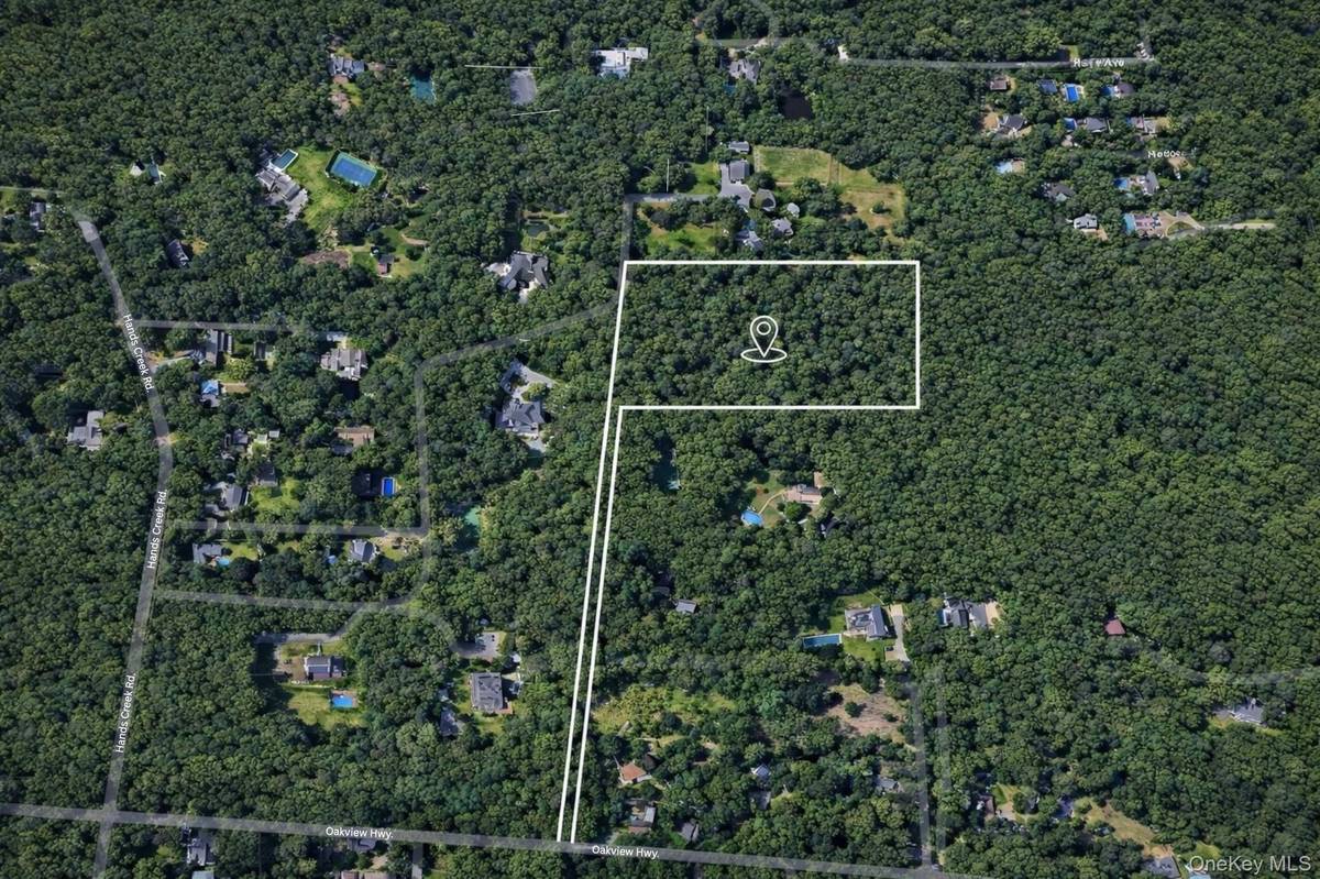 154 Oakview HWY, East Hampton, NY 11937