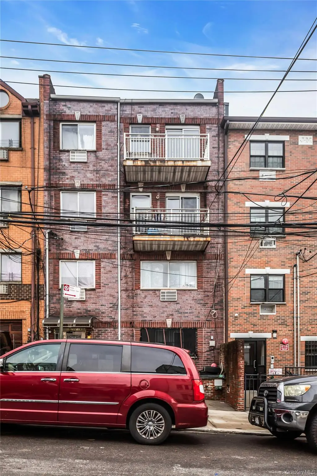 102-18 Radcliff AVE, Corona, NY 11368