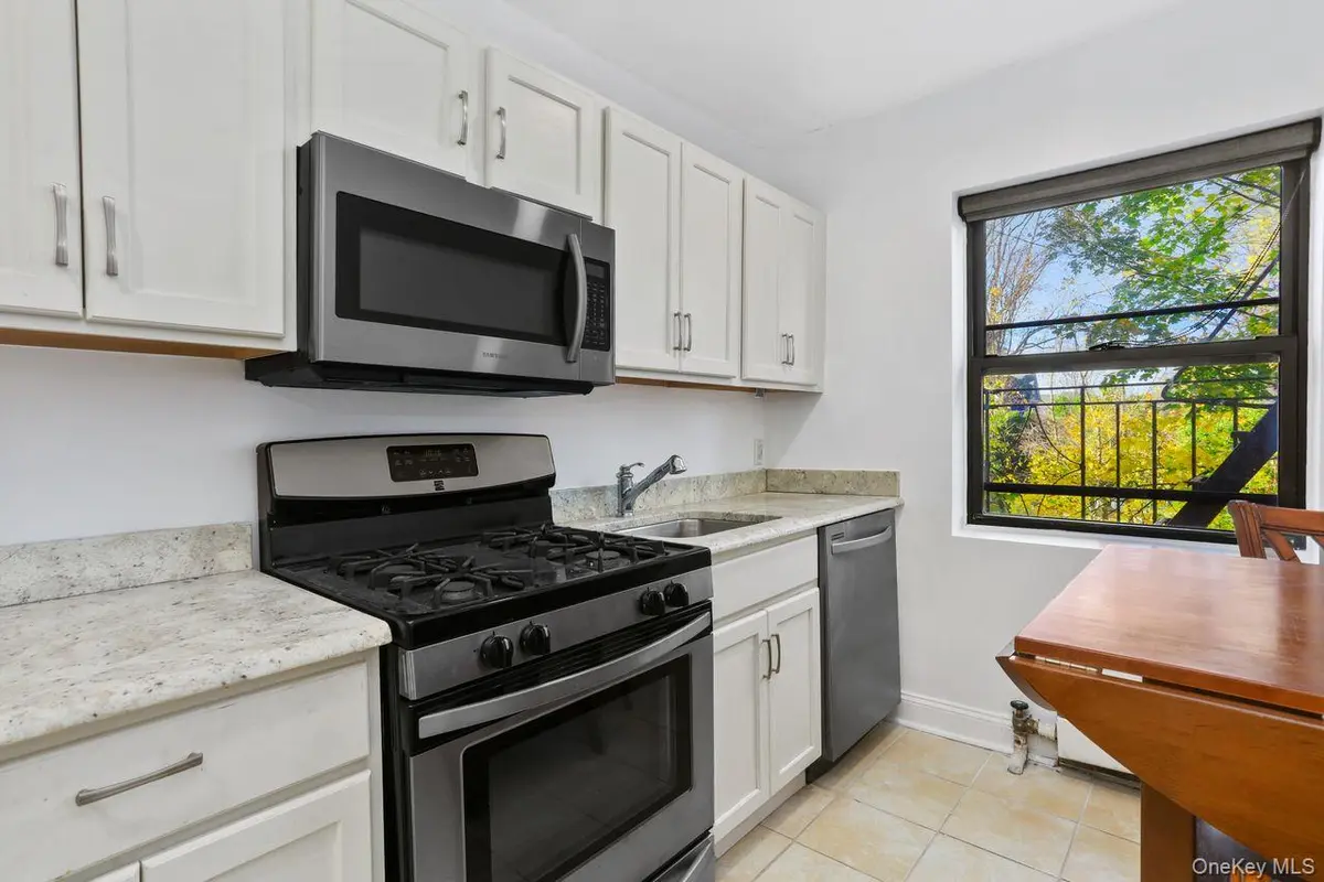 604 Tompkins #10-C, Mamaroneck, NY 10543