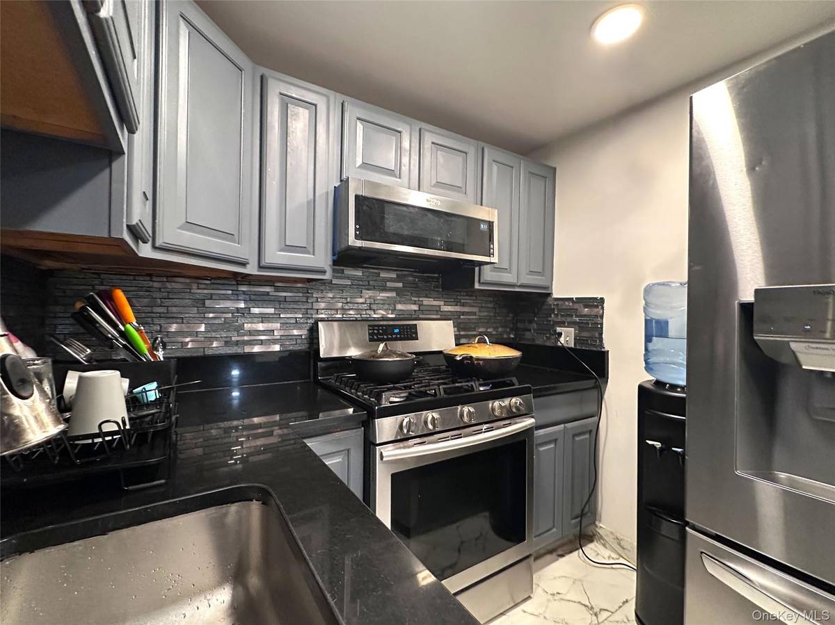 70 Johnes ST #328E, Newburgh, NY 12550