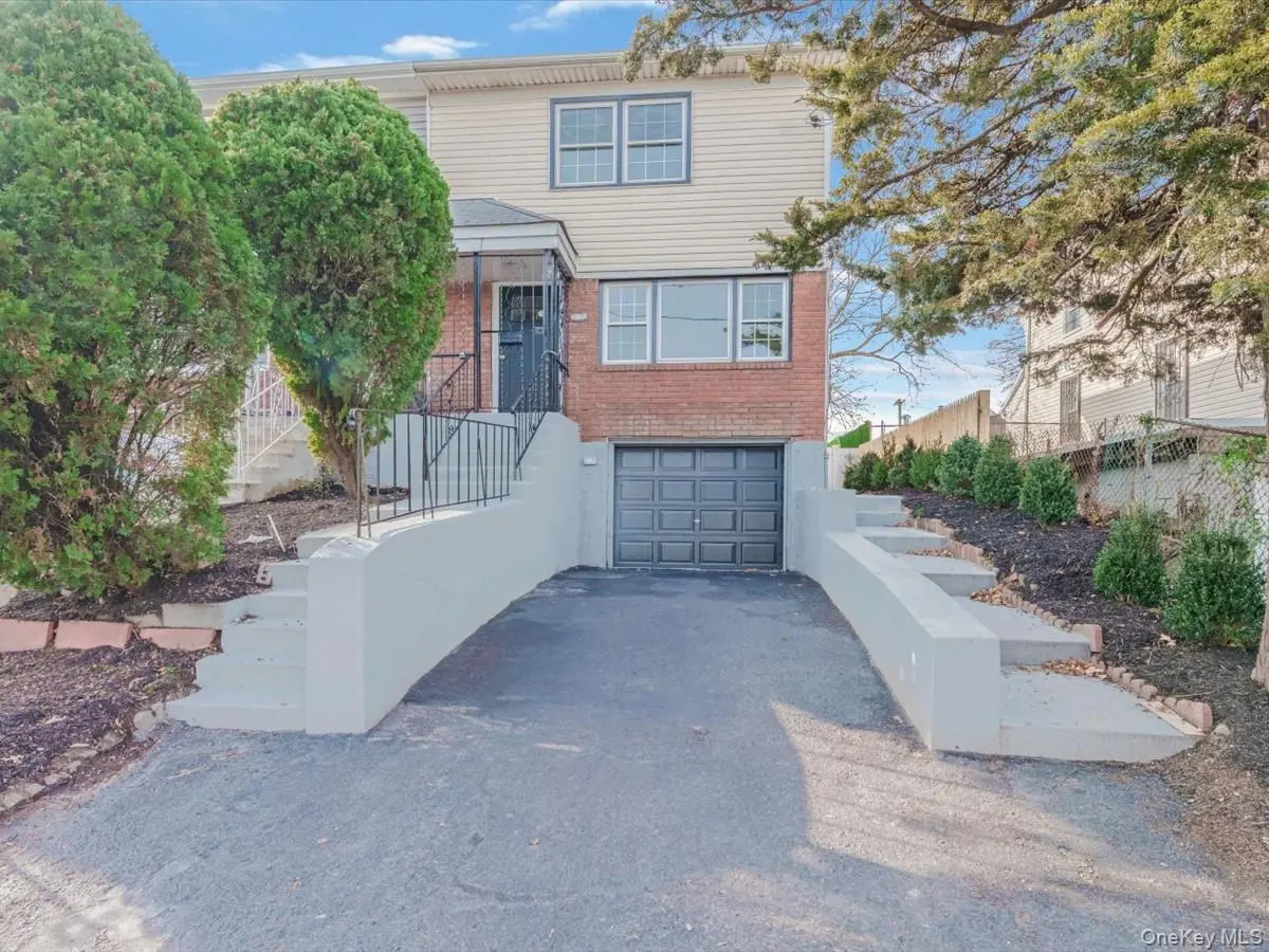 10514 Van Wyck EXPY, Richmond Hill S., NY 11419