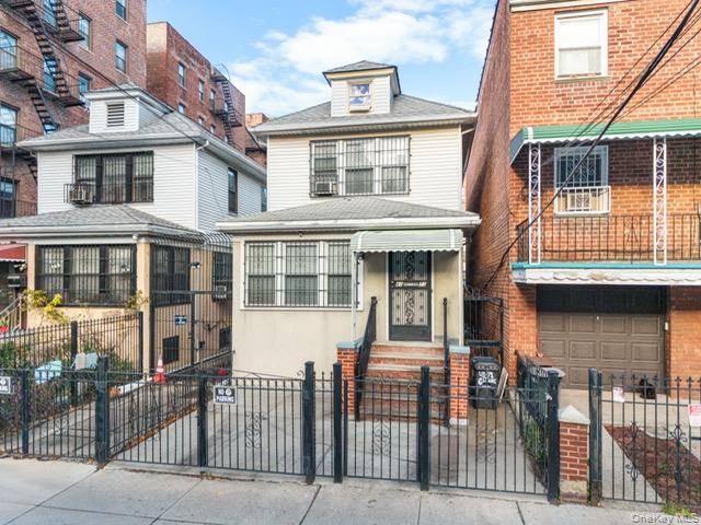 41-71 Gleane ST, Elmhurst, NY 11373