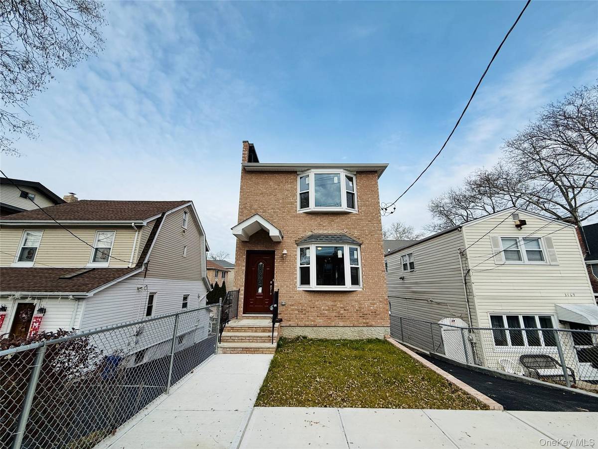 3167 Ampere AVE #A, Bronx, NY 10465