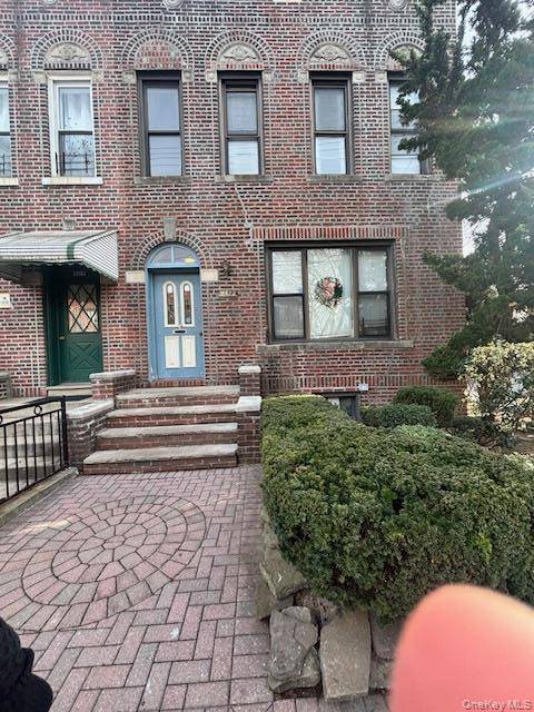 8423 14th AVE, Brooklyn, NY 11228