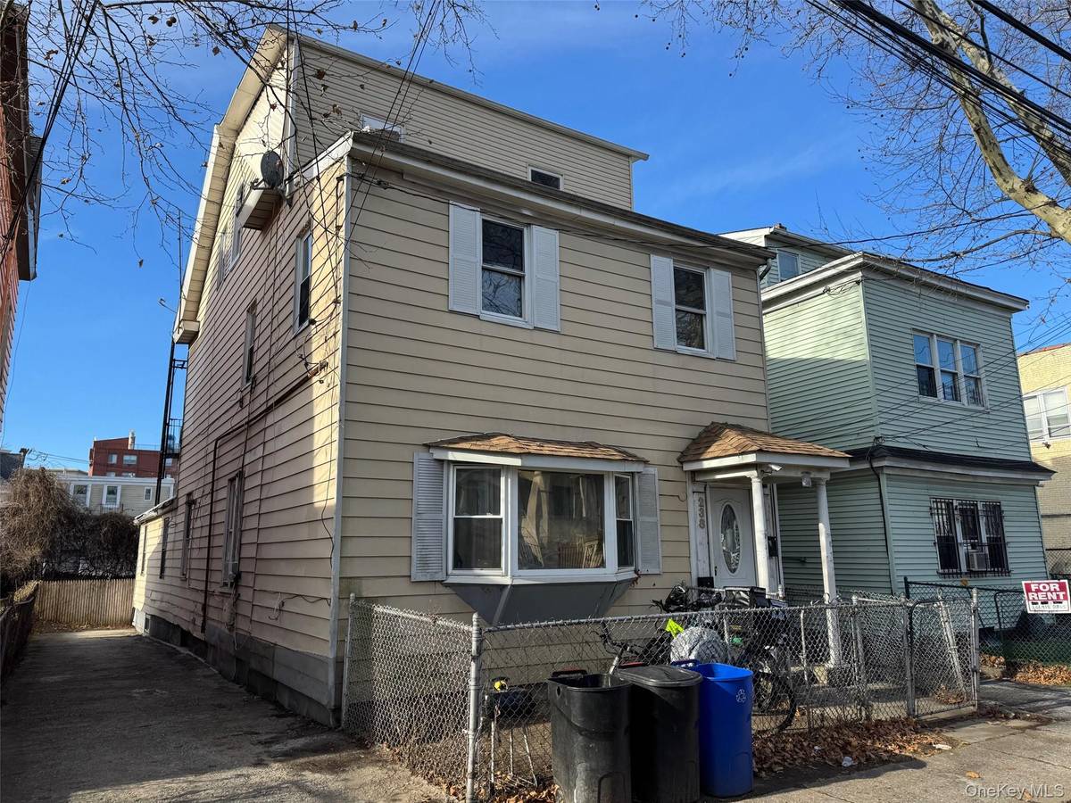 238 S 5th AVE, Mount Vernon, NY 10550