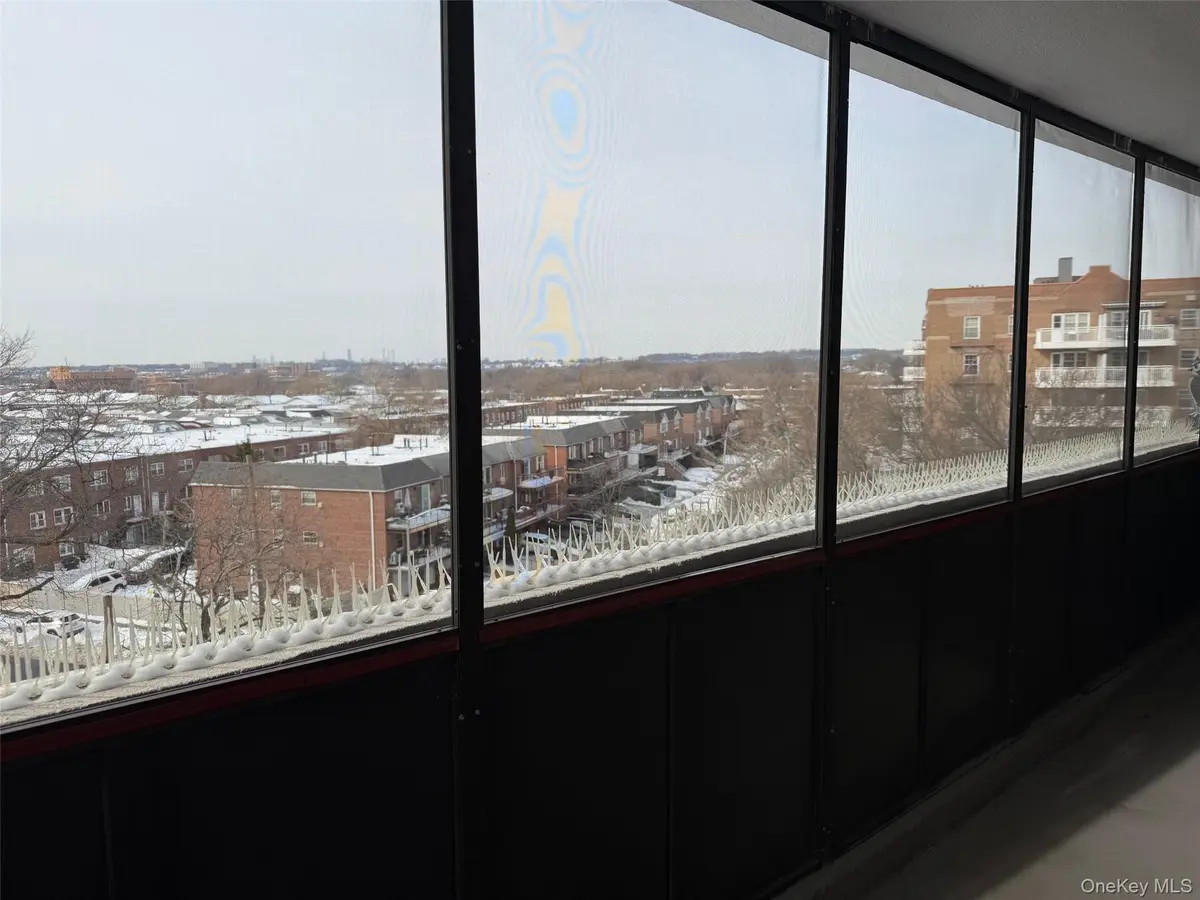 85-10 151 AVE #5G, Howard Beach, NY 11414