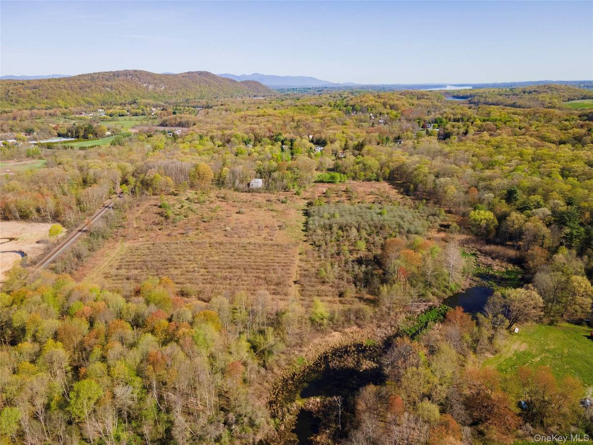 378 Union Center RD, Ulster Park, NY 12487