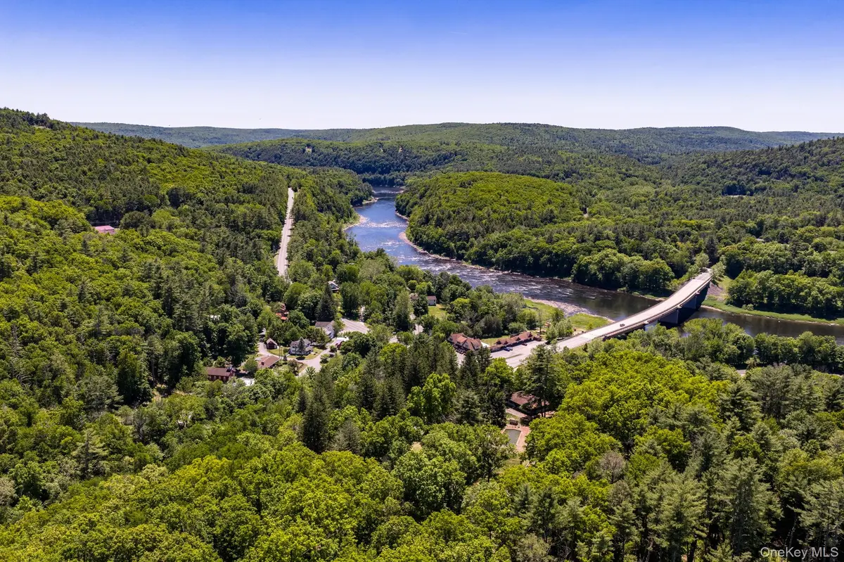 25 State Route 55, Barryville, NY 12719