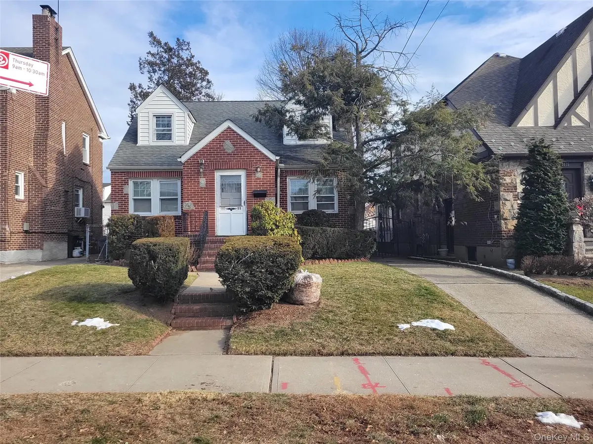 30-11 149th ST, Flushing, NY 11354