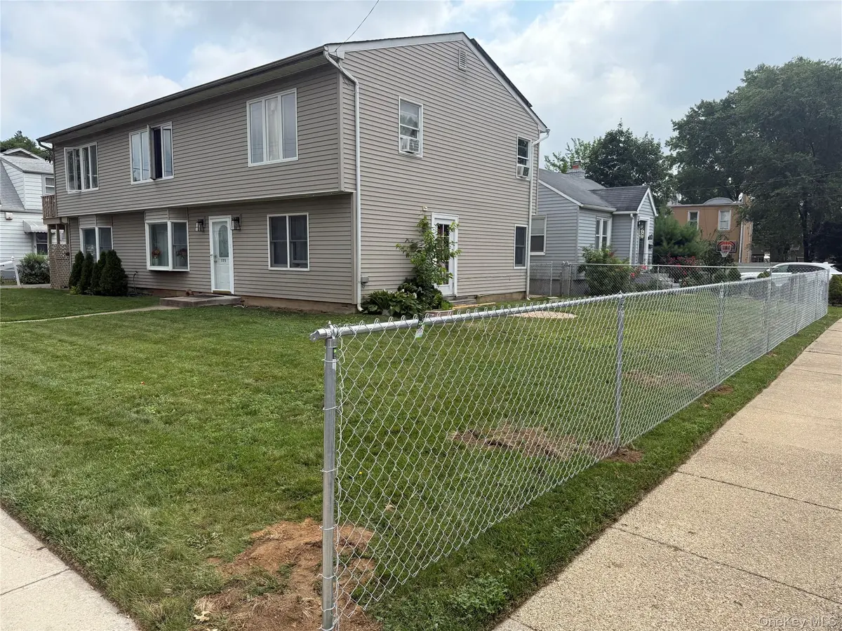 129 Stewart ST, Elmont, NY 11003