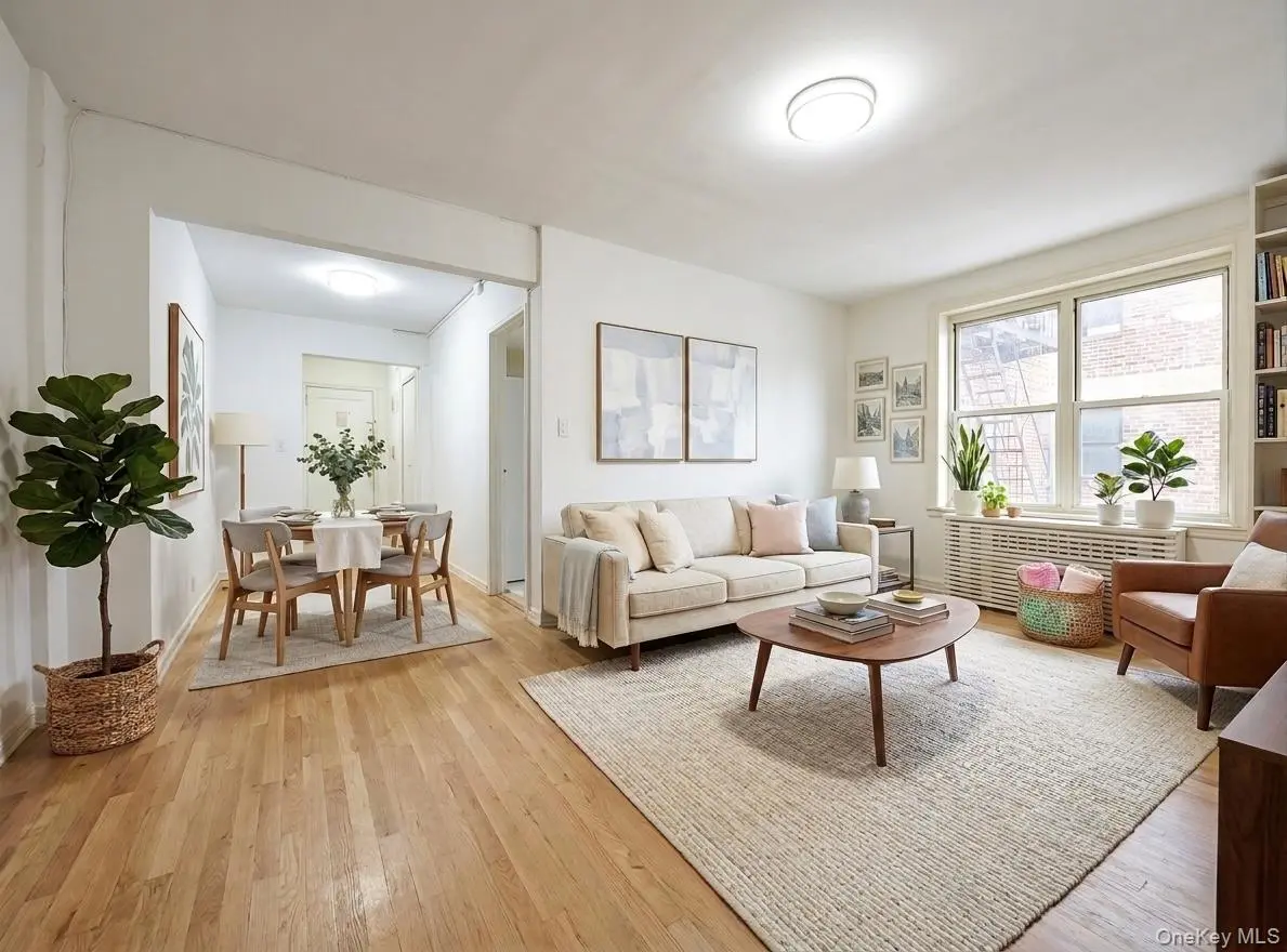 44-10 Macnish #1G, Elmhurst, NY 11373