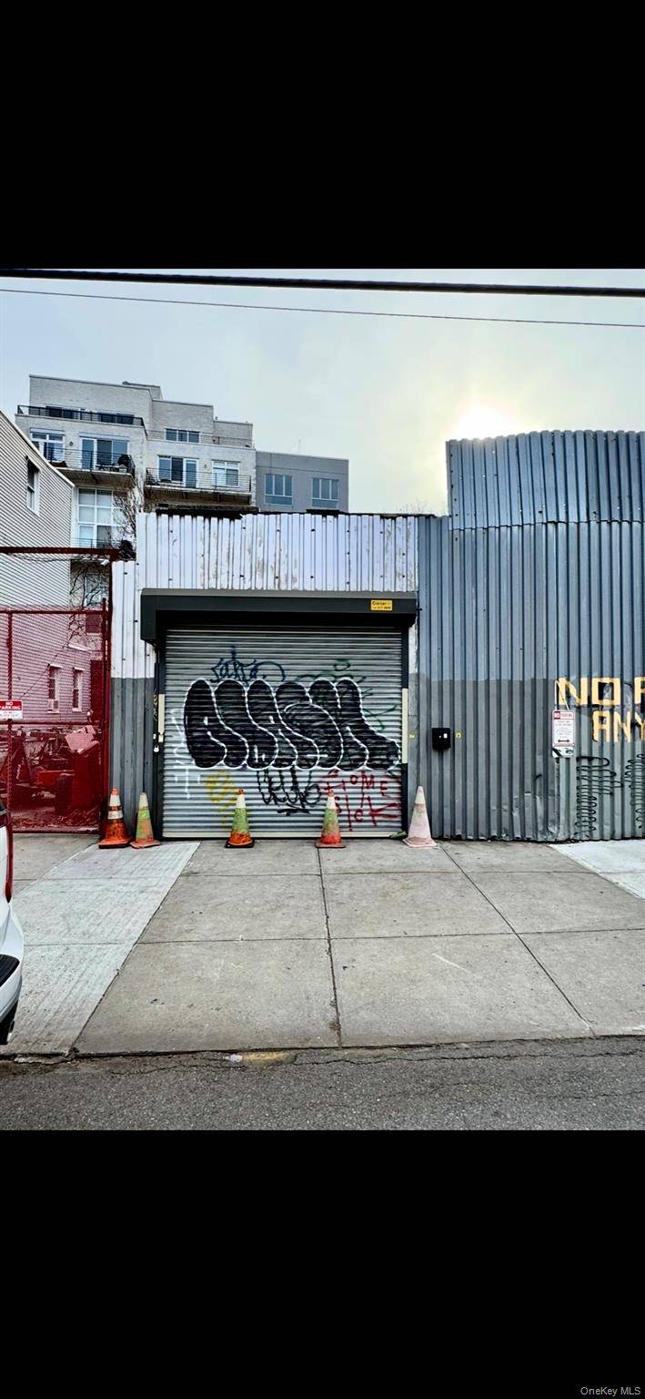 250 Skillman AVE, Brooklyn, NY 11211