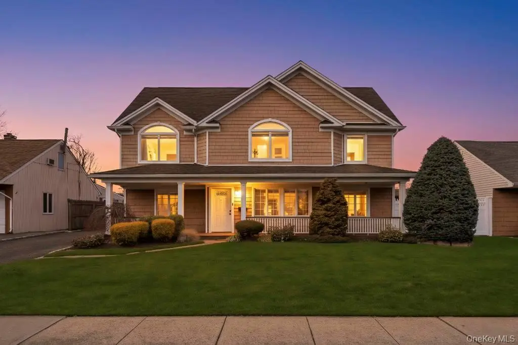 3597 Martha BLVD, Bethpage, NY 11714
