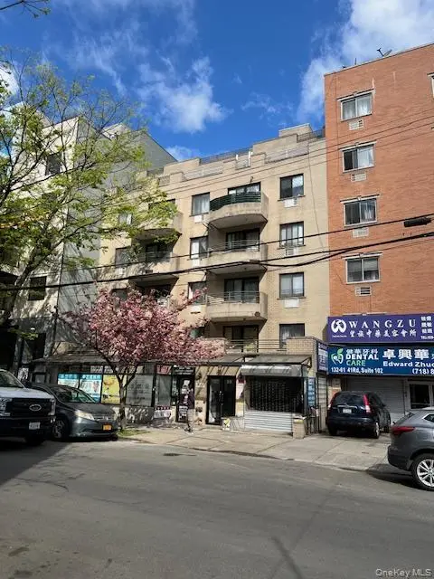 132-59 41st RD #6C, Flushing, NY 11355