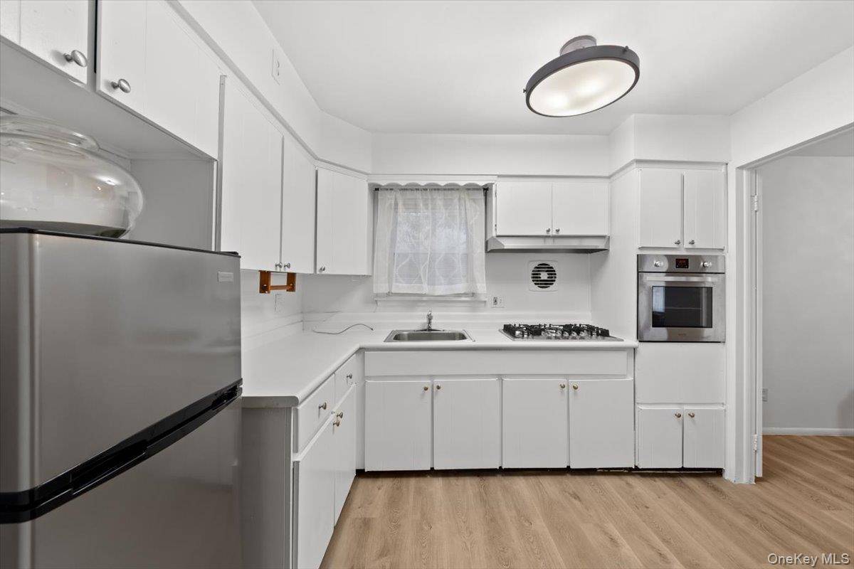 5824 Fieldston RD, Bronx, NY 10471