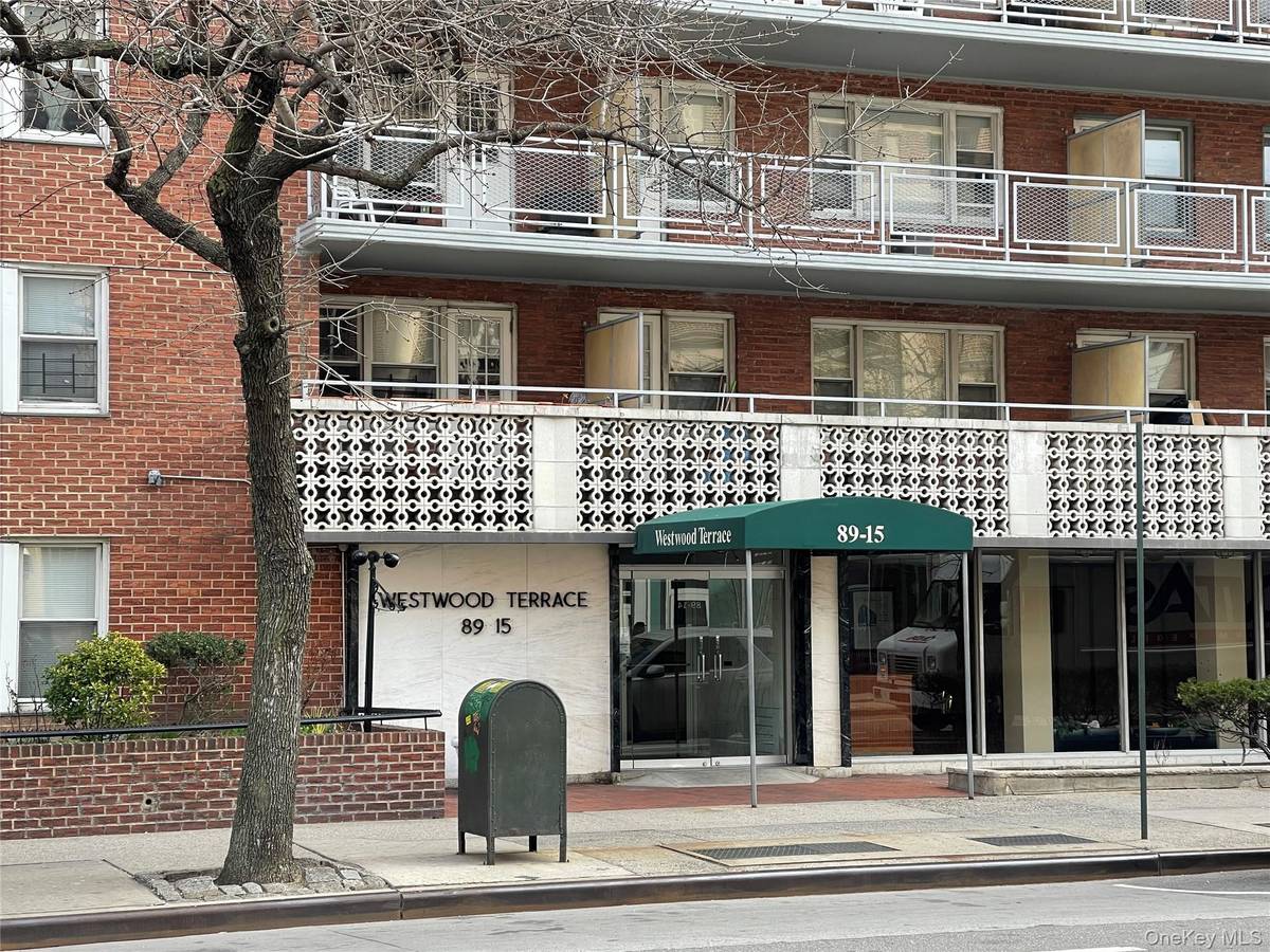 89-15 Parsons BLVD #10M, Jamaica, NY 11432