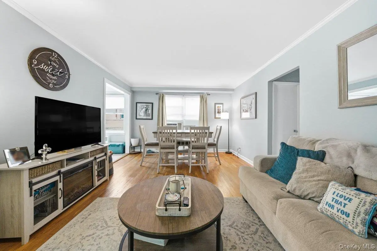 781 Palmer RD #2D, Bronxville, NY 10708