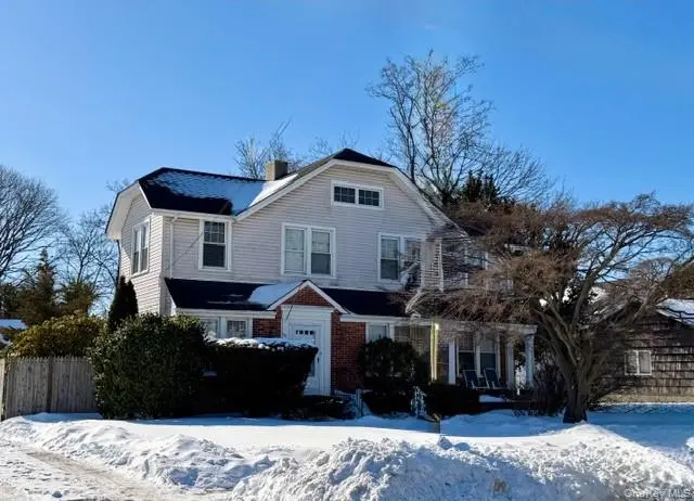 90 E Roe BLVD, Patchogue, NY 11772
