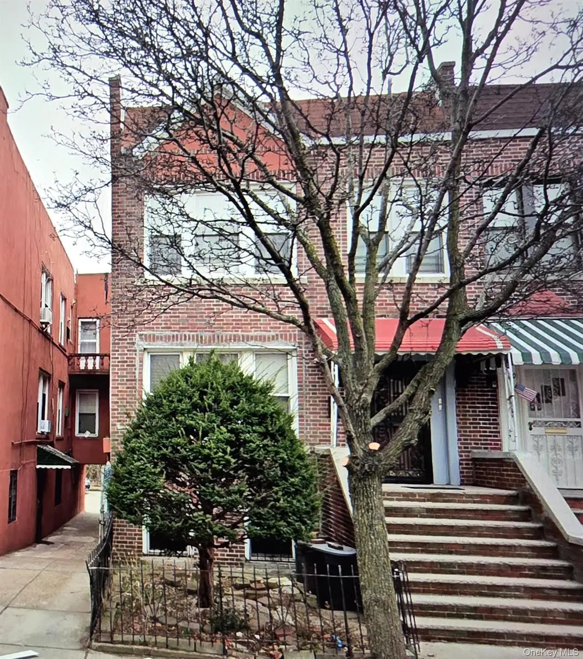 1972 Ellis AVE, Bronx, NY 10472