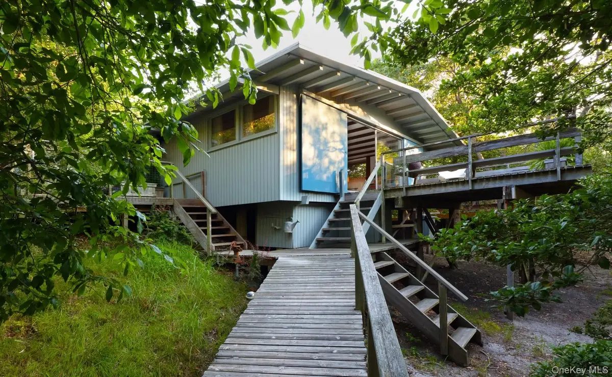 284 Bay WALK, Fire Island Pines, NY 11782