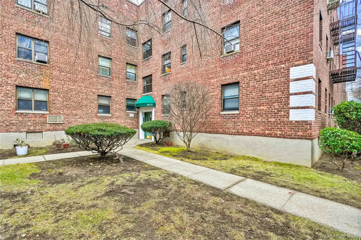 46-31 215th PL #1A, Bayside, NY 11361
