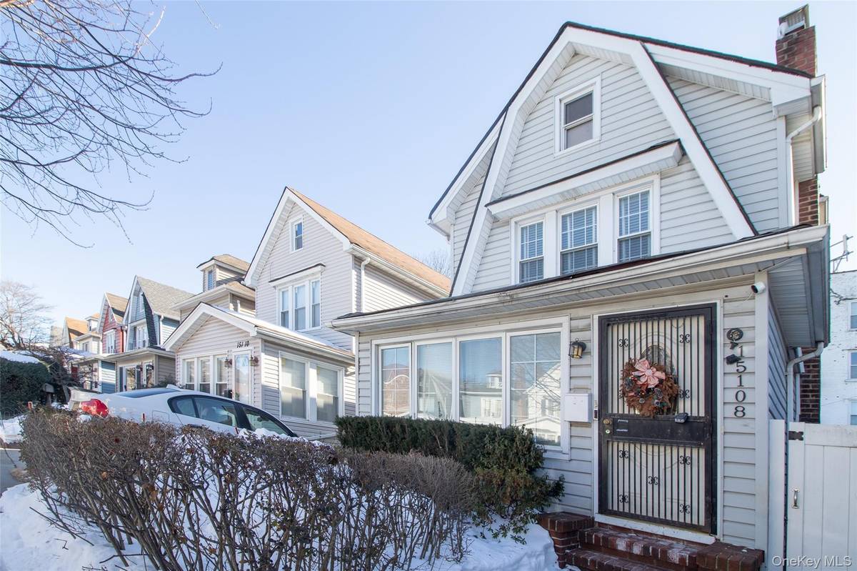 151-08 33RD RD, Flushing, NY 11354