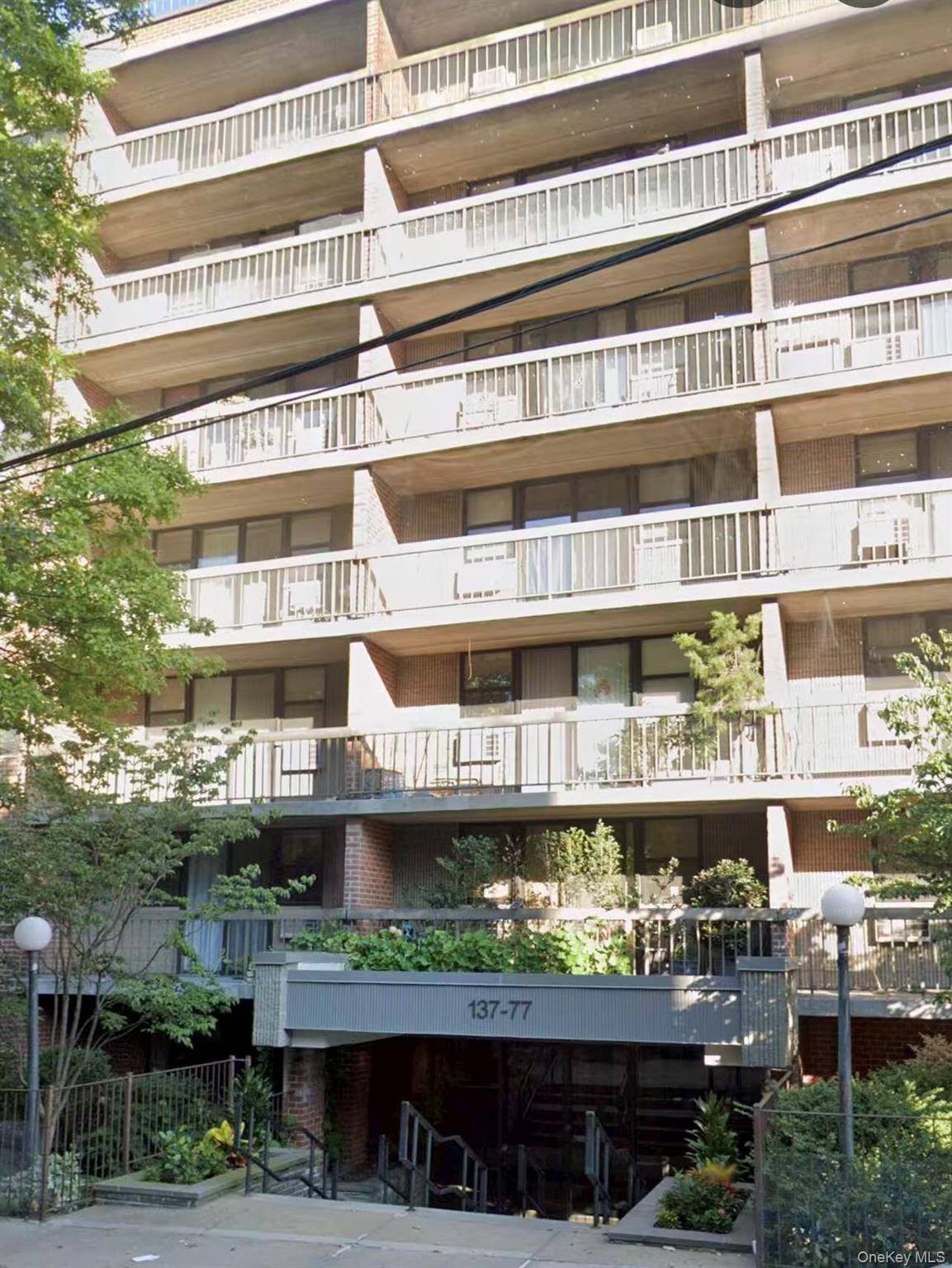 137-77 45th AVE #3P, Flushing, NY 11355