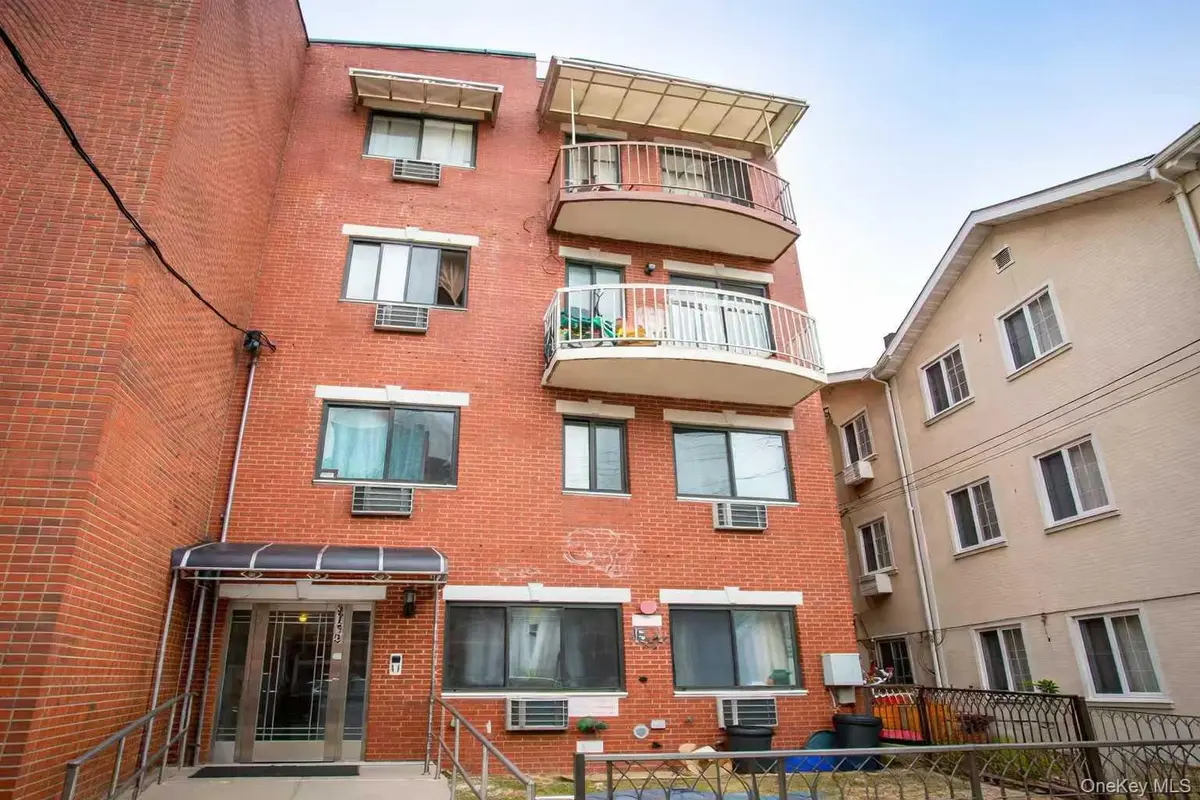 3733 107th ST #4A, Corona, NY 11368