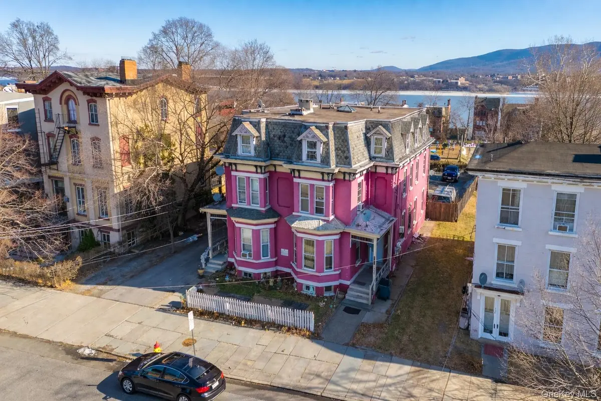 238-240 Grand ST, Newburgh, NY 12550