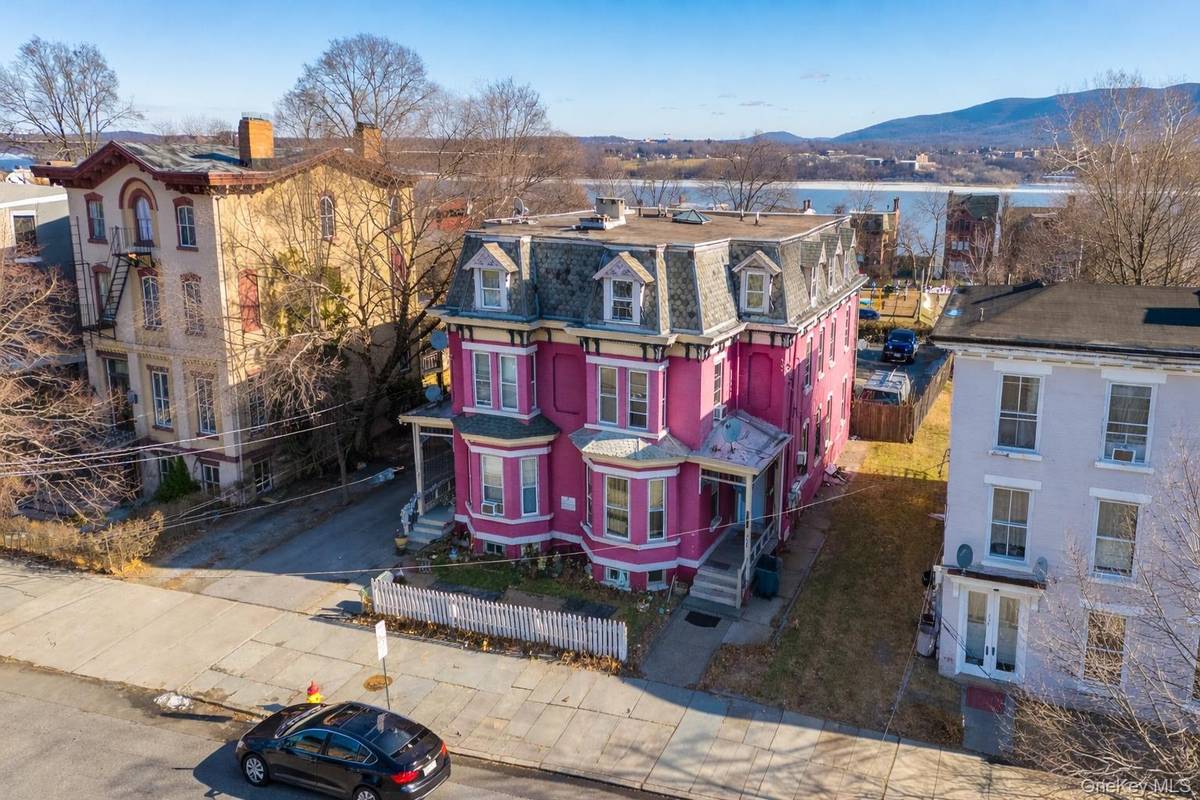 238-240 Grand ST, Newburgh, NY 12550