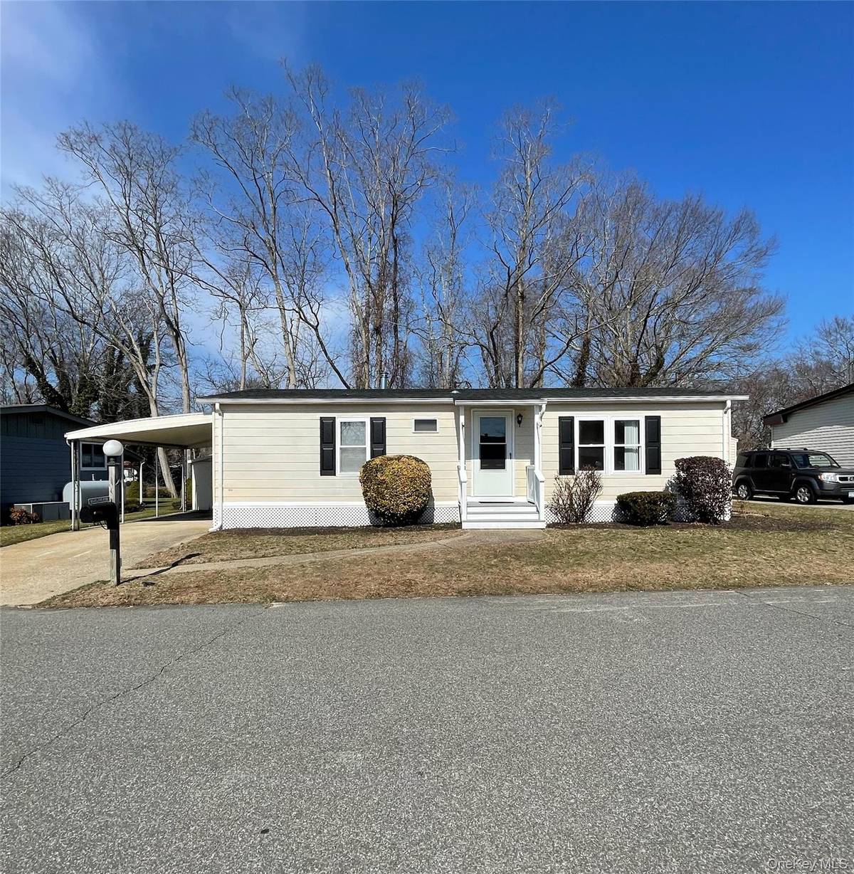 1661 Old Country RD #398, Riverhead, NY 11901