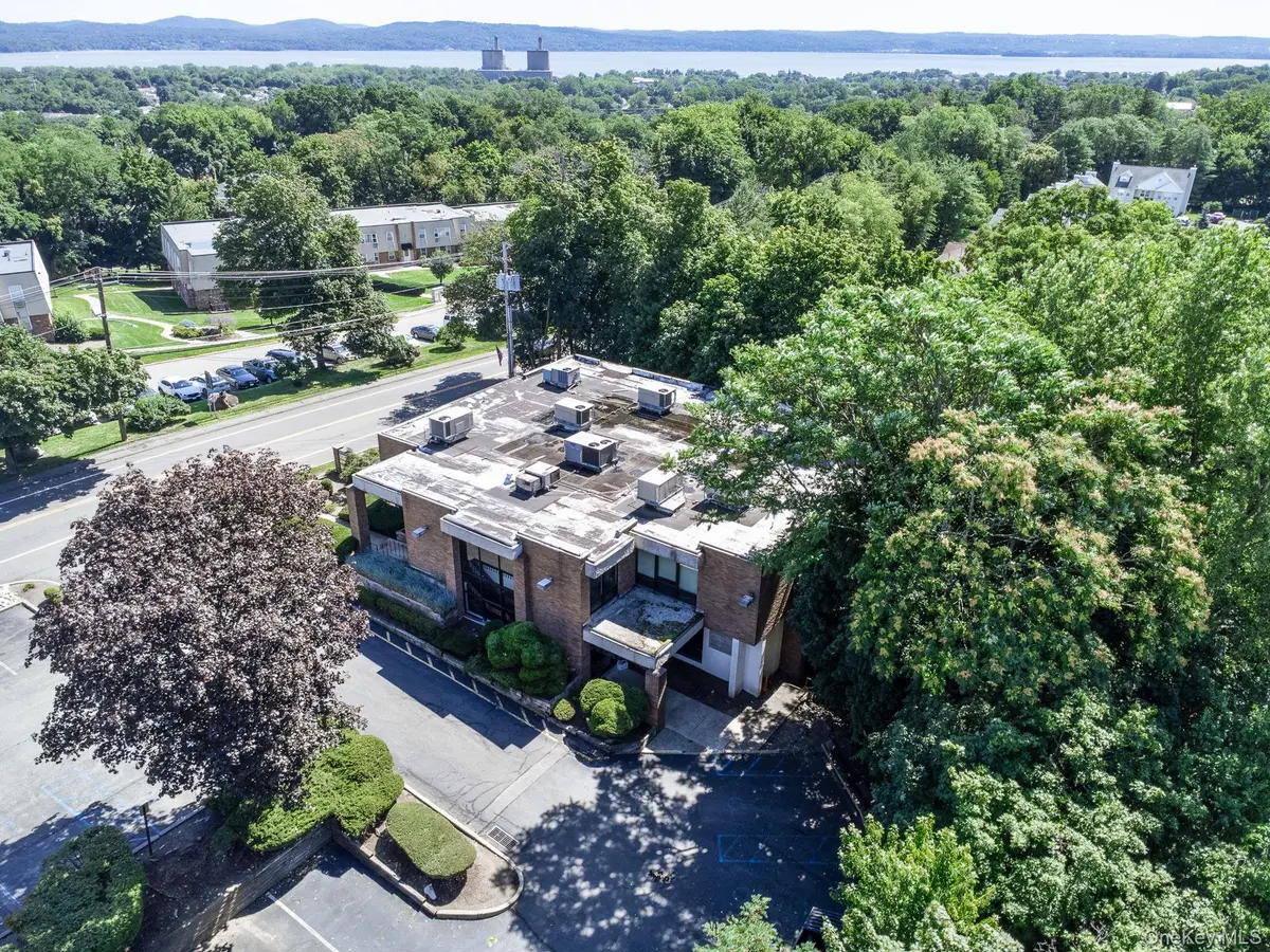 171 Ramapo RD #Lower, Garnerville, NY 10923