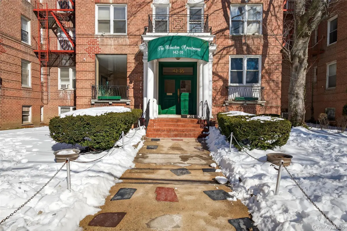 14235 84th DR #2K, Jamaica, NY 11435