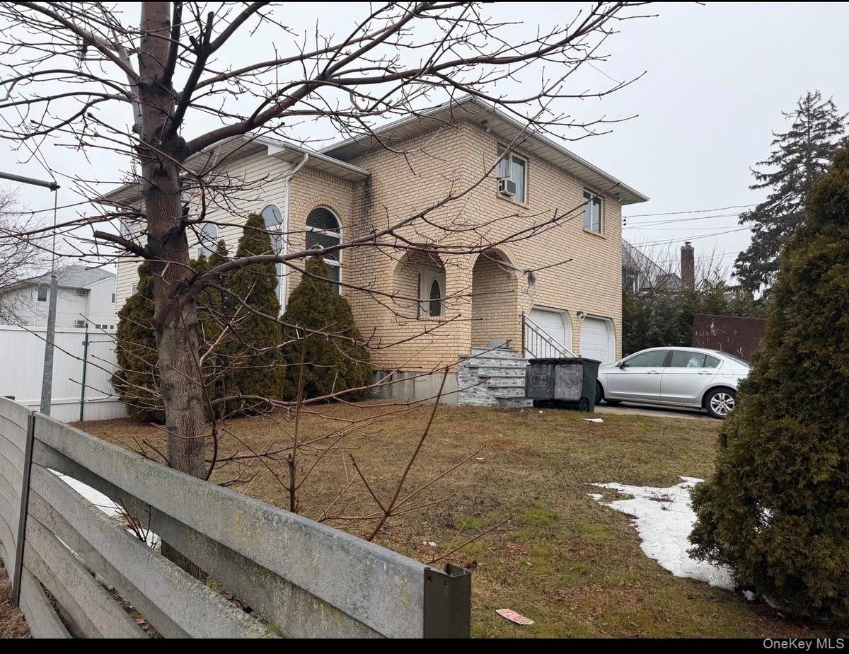 302 Carvel AVE, Cedarhurst, NY 11516