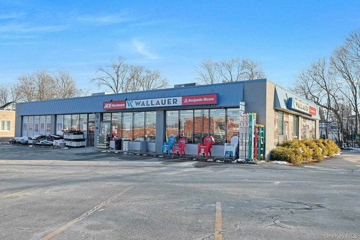 52 College AVE, Nanuet, NY 10954
