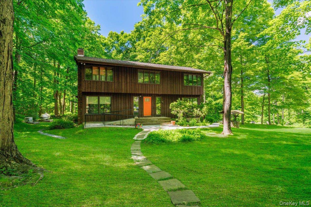 111 Philipse Brook RD, Garrison, NY 10524