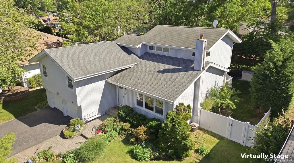 32 Middle LN, Jericho, NY 11753