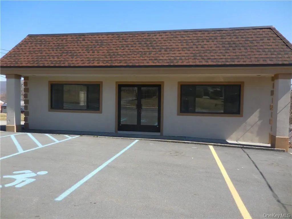 2960 Us Route 9W, New Windsor, NY 12553
