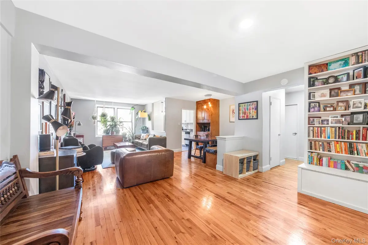 282 E 35th ST #4K, Brooklyn, NY 11203