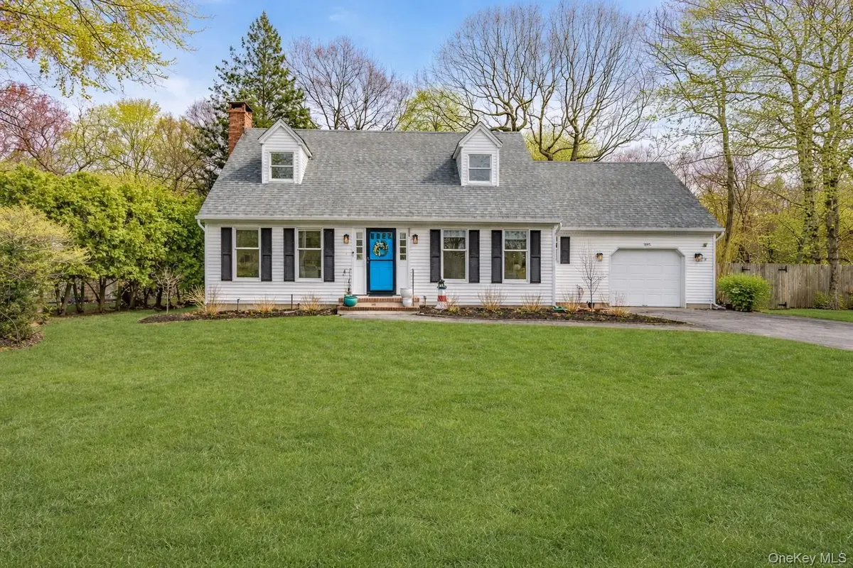 5845 N Bayview RD, Southold, NY 11971