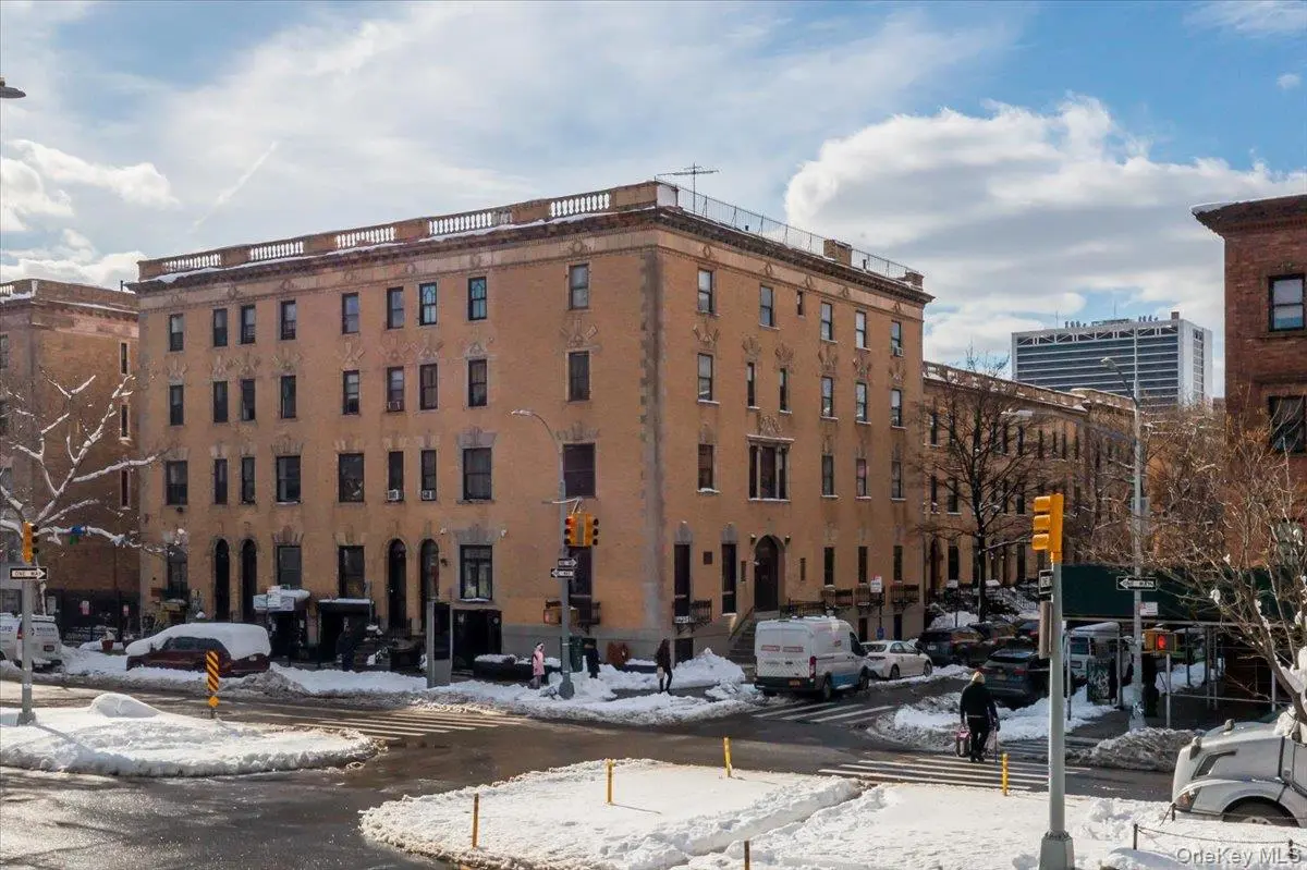 200 W 139th ST, New York (manhattan), NY 10030