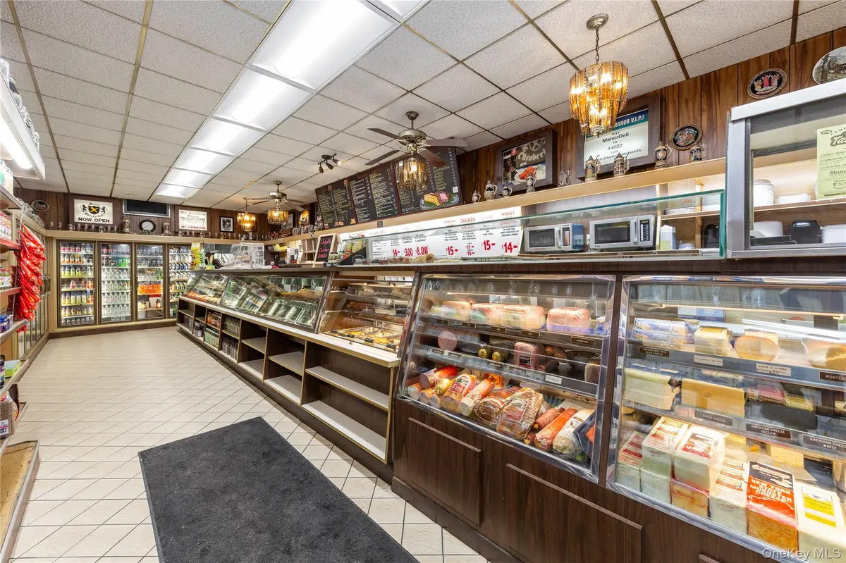 94-12 Jamaica AVE, Woodhaven, NY 11421