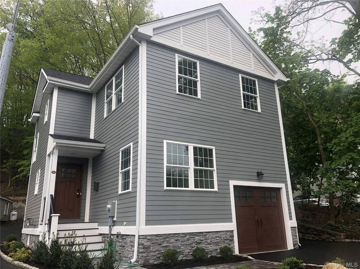 105 Liberty AVE, Port Jefferson, NY 11777